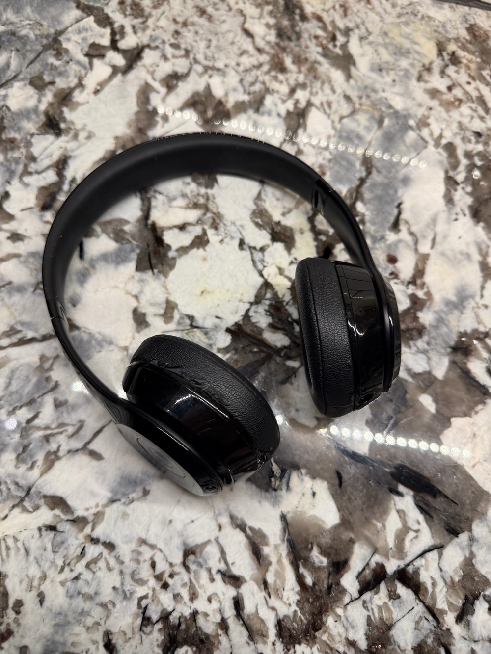 Beats by Dre Black Over-Ear Wireless Headphones